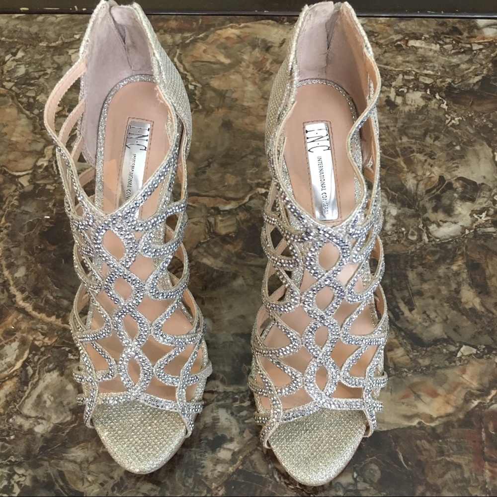 INC International Concepts 6.5 Sharee 2 Champagne